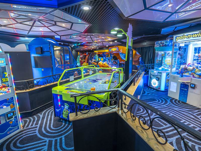 Ra mắt hành trình du thuyền Quốc Tế Starcruises từ Việt Nam đi Singapore