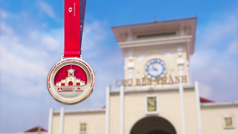 Chính thức công bố bộ vật phẩm thi đấu Marathon Quốc tế Thành phố Hồ Chí Minh Techcombank Mùa thứ 8