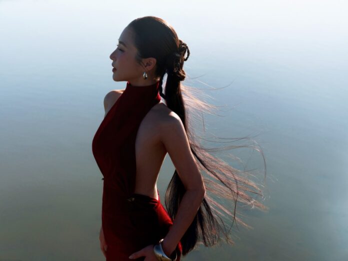 Hương Tràm công bố “Phao Cứu Sinh Concert” tại Hà Nội