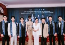 Hoa hậu Hoàng Thanh Nga trở thành tâm điểm với vẻ ngoài thanh lịch Hoa hậu Hoàng Thanh Nga trở thành tâm điểm với vẻ ngoài thanh lịch