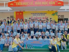 CapitaLand Development trao tặng dụng cụ học tập cho hơn 2.000 học sinh CapitaLand Development trao tặng dụng cụ học tập cho hơn 2.000 học sinh