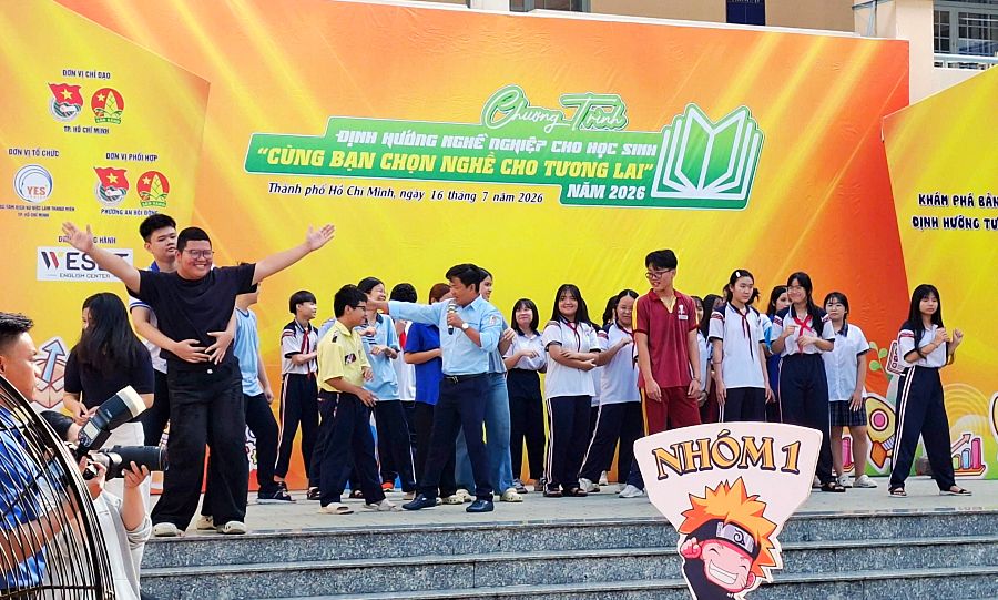 Từ sân trường đến định hướng tương lai: Học sinh An Hội Đông được tư vấn nghề nghiệp