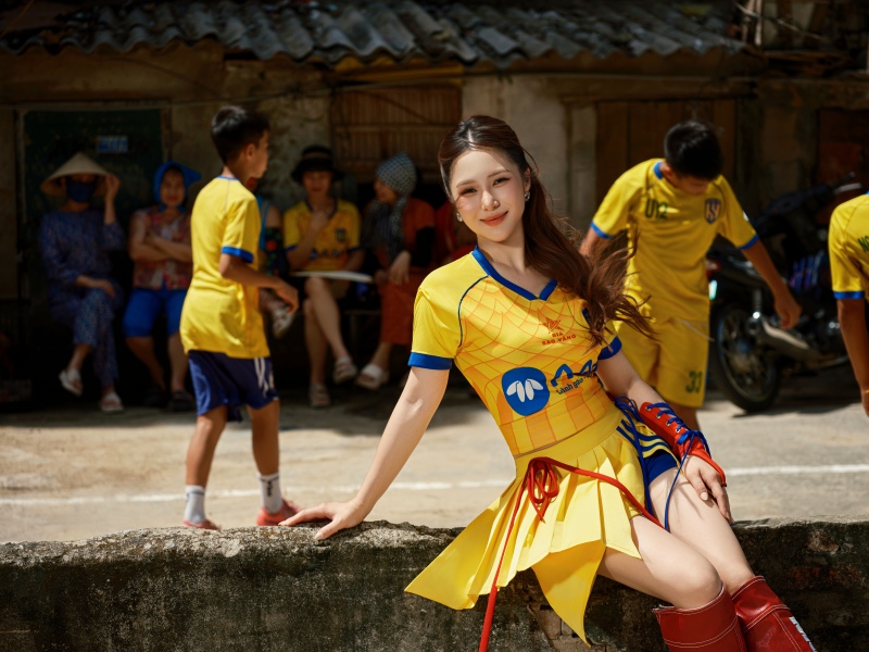 Giải Mã Concept Thời Trang Siêu Chất Trong MV “gái NGHỆ” Của Hương Tràm