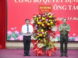 Trung tướng Đinh Văn Nơi giữ chức Phó Bí thư Tỉnh ủy An Giang