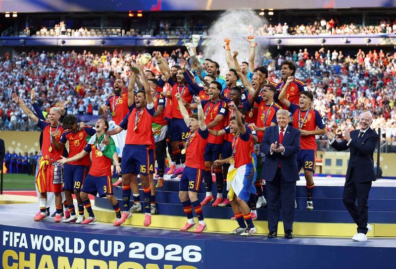 Tây Ban Nha lần thứ hai vô địch World Cup sau chiến thắng trước Argentina