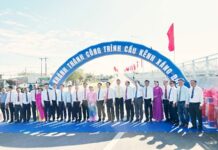 Cầu mới thông tuyến, người dân phường Bình Lợi thêm thuận lợi trong đi lại, giao thương