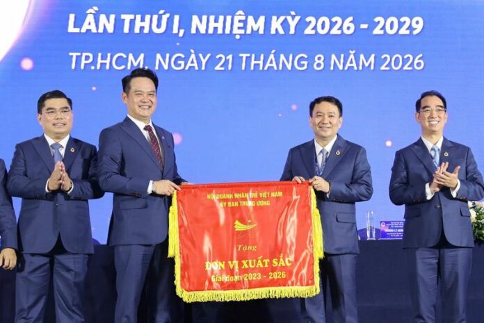 dai hoi hoi YBA (10) Hội Doanh nhân trẻ TP.HCM mở ra giai đoạn phát triển mới với tinh thần “Hợp lực – Kiến tạo – Đột phá – Vươn tầm”
