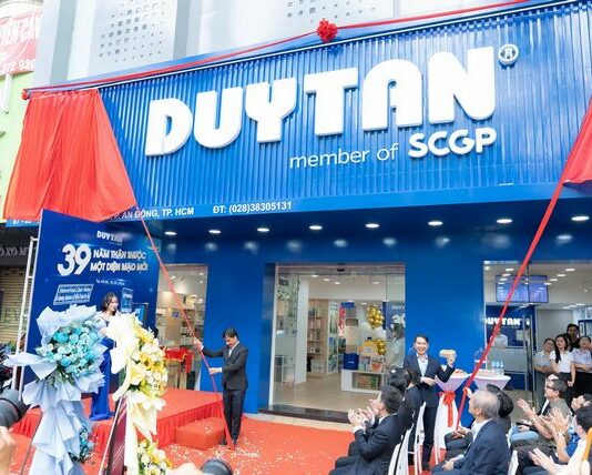 Duy Tân làm mới showroom sau 39 năm phát triển Duy Tân làm mới showroom sau 39 năm phát triển