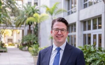 ADB bổ nhiệm ông Scott Roberts làm Giám đốc Quốc gia tại Việt Nam ADB bổ nhiệm ông Scott Roberts làm Giám đốc Quốc gia tại Việt Nam